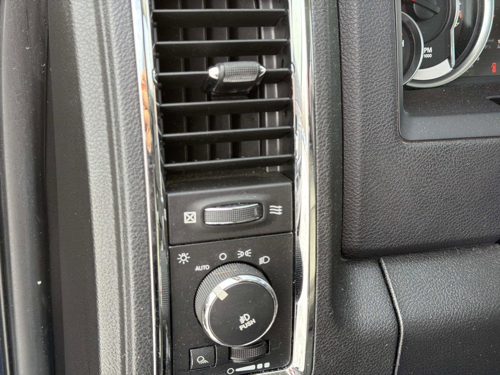 2013 RAM 1500 Laramie