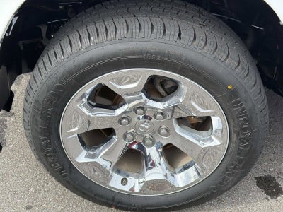 2020 RAM 1500 Big Horn Crew Cab 4x4 5'7" Box