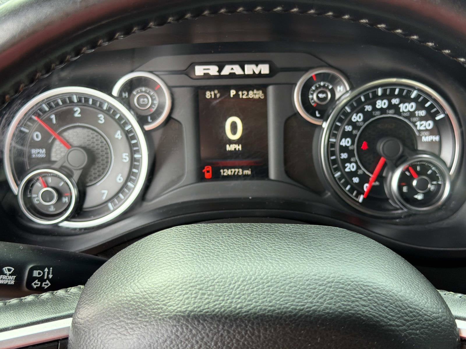 2020 RAM 1500 Big Horn Crew Cab 4x4 5'7" Box