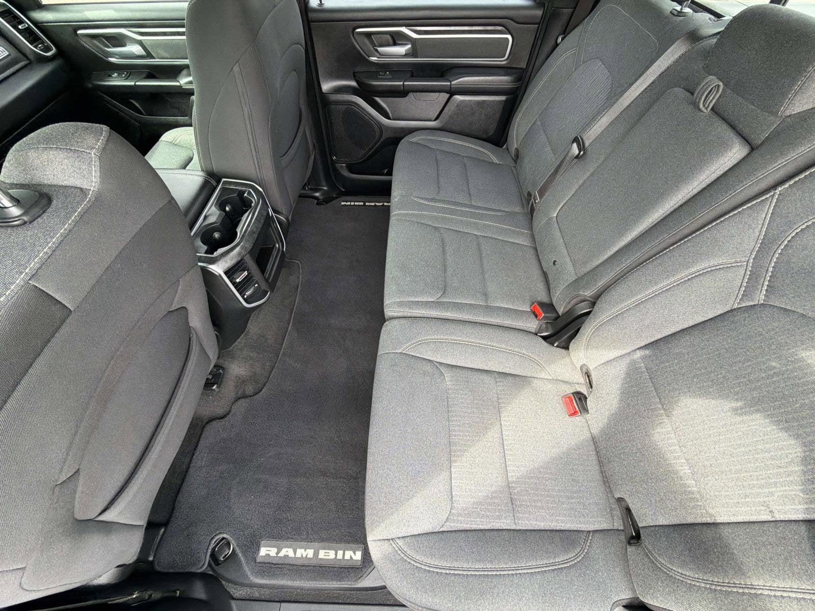 2020 RAM 1500 Big Horn Crew Cab 4x4 5'7" Box