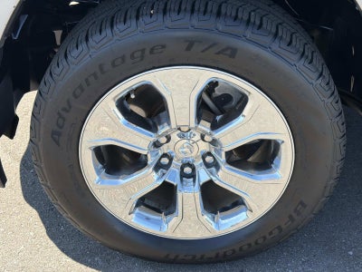 2021 RAM 1500 Big Horn Crew Cab 4x4 5'7" Box