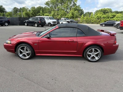 2003 Ford Mustang GT Deluxe