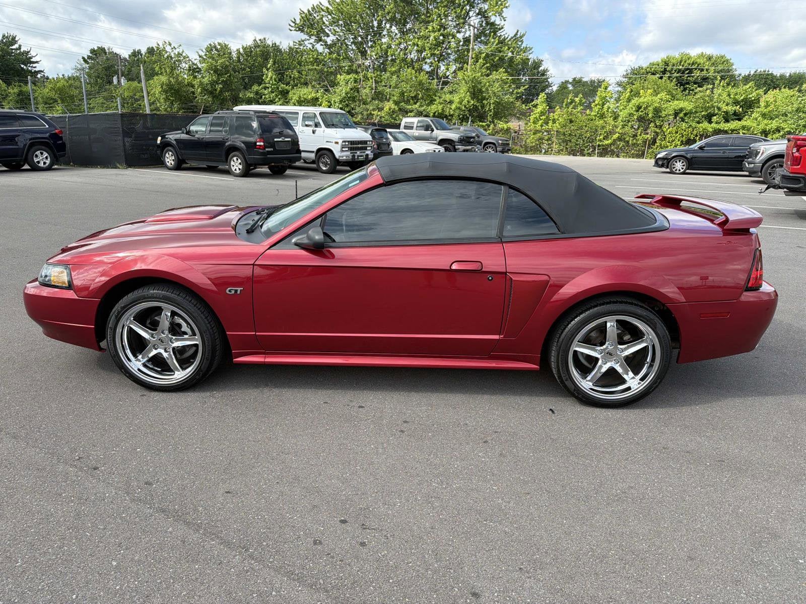2003 Ford Mustang GT Deluxe