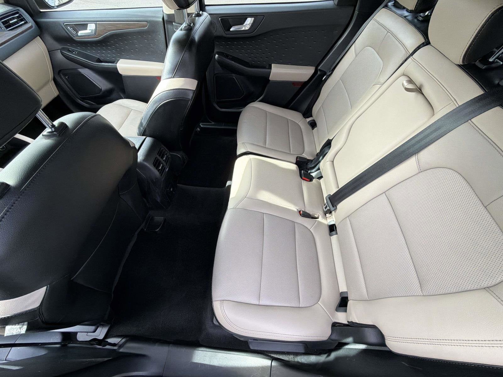 2020 Ford Escape Titanium Hybrid