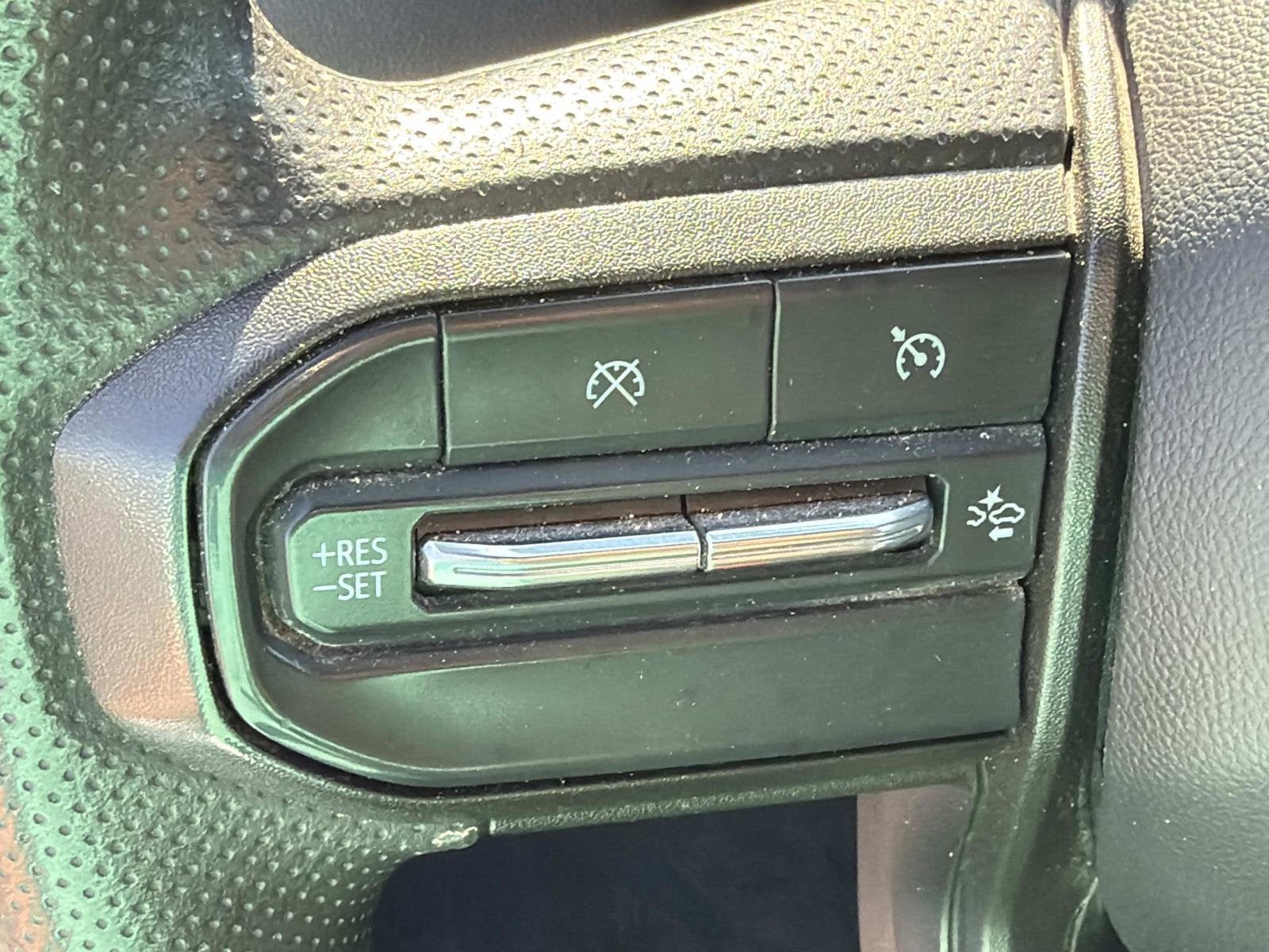 2024 Chevrolet Colorado WT