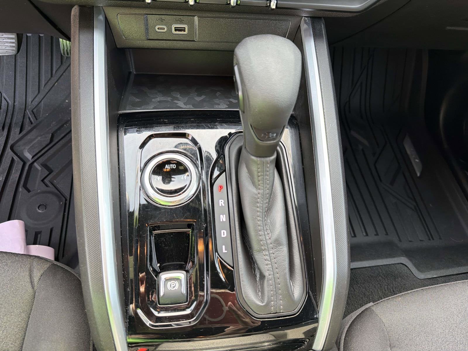 2024 Chevrolet Colorado WT