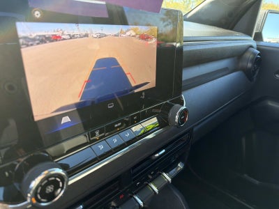 2024 Chevrolet Colorado WT