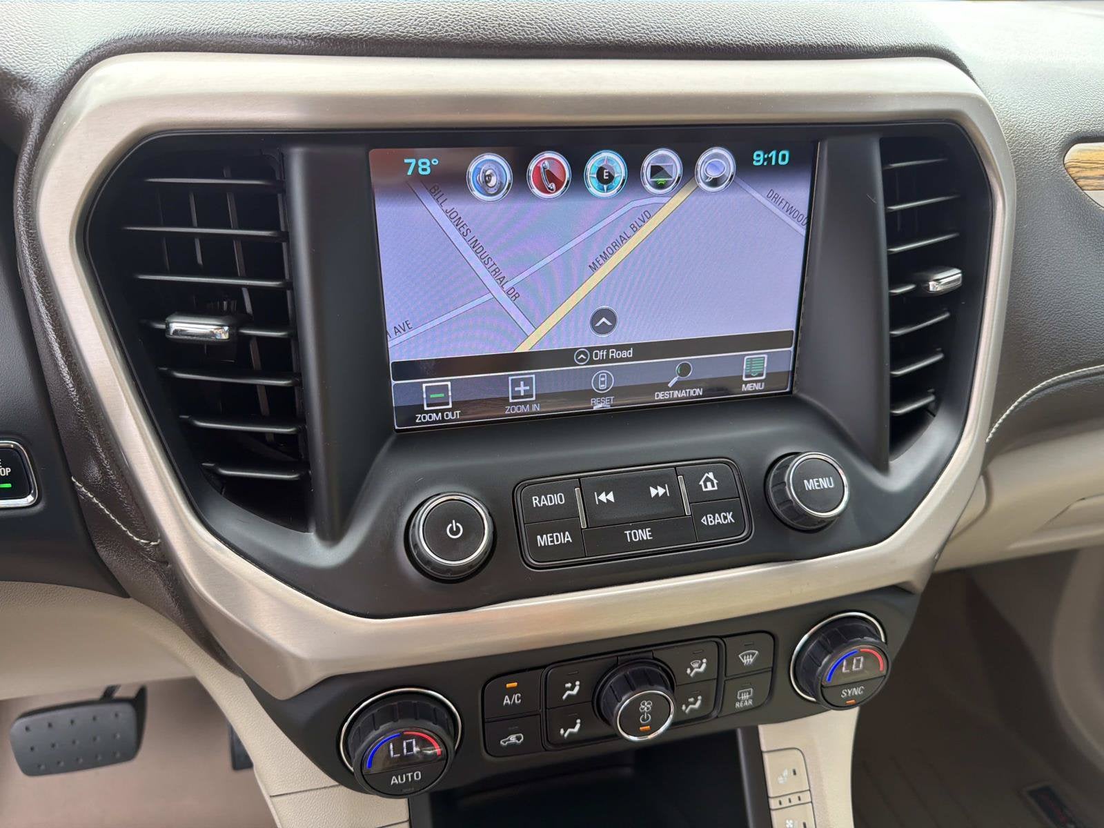 2017 GMC Acadia Denali