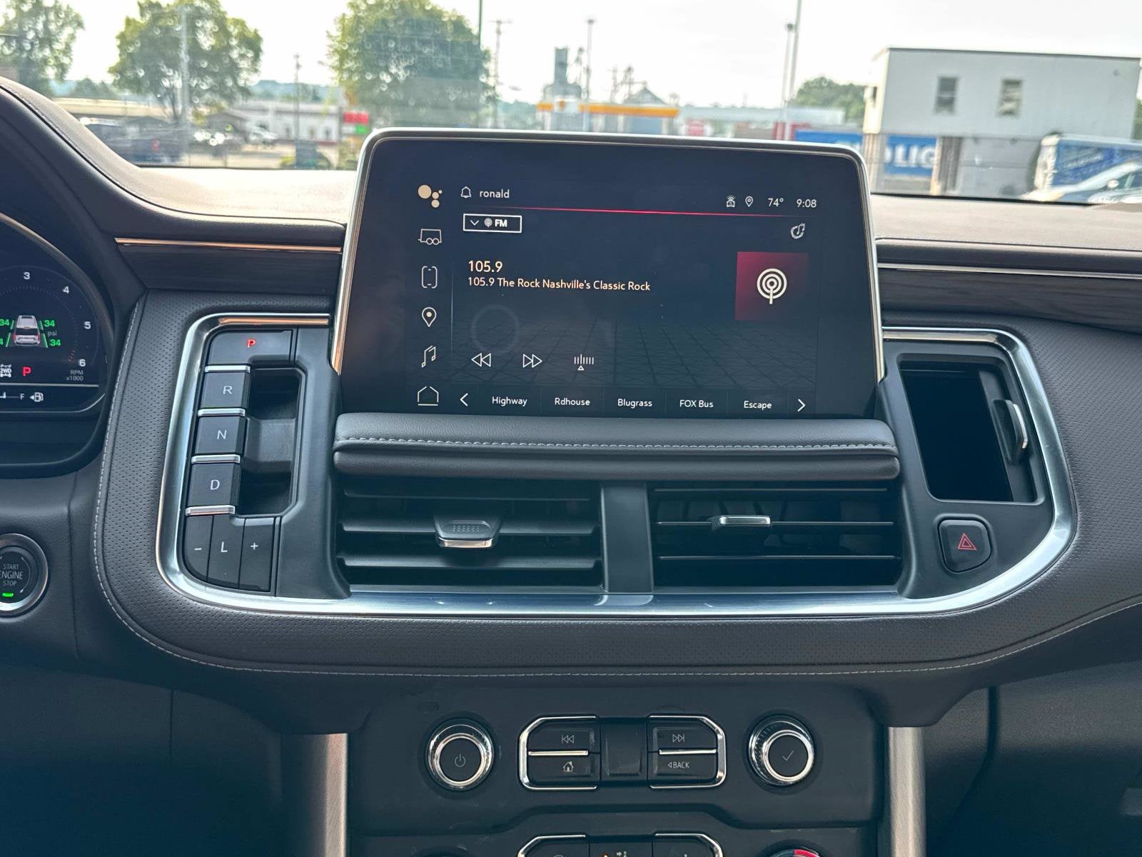 2024 GMC Yukon XL SLT