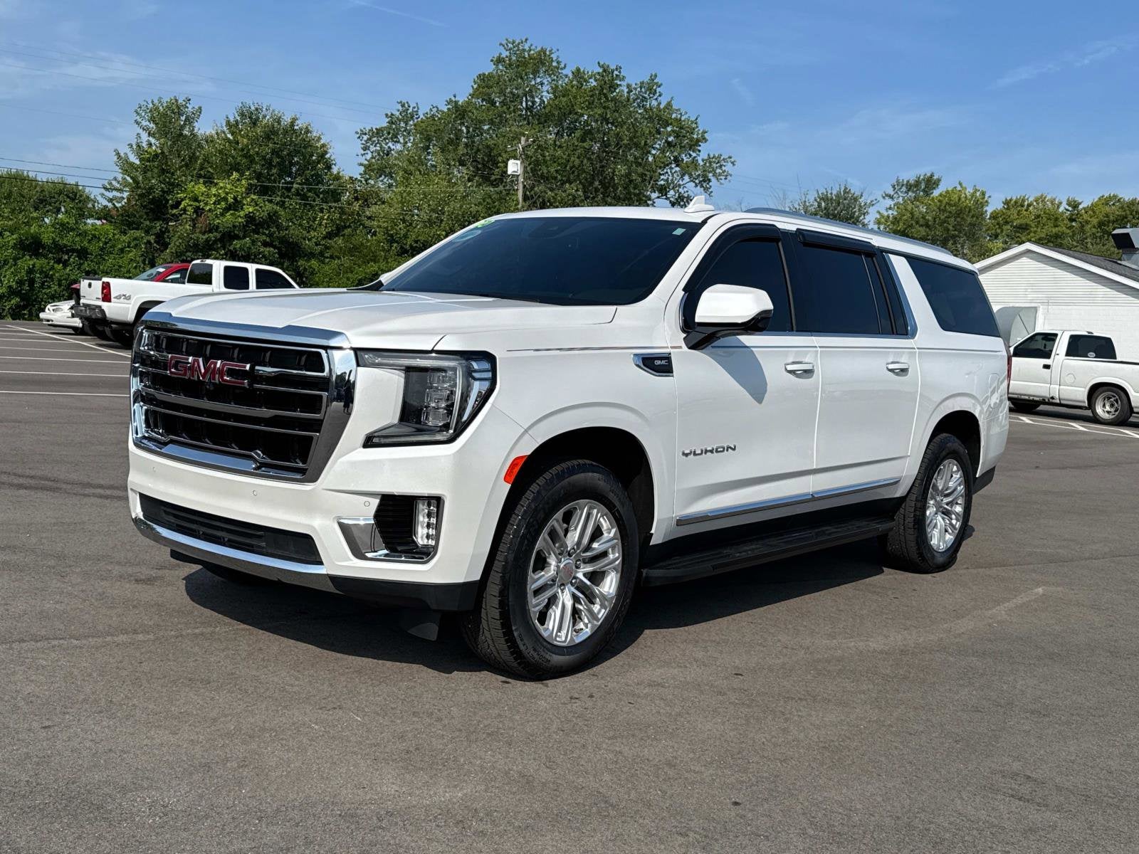 2024 GMC Yukon XL SLT