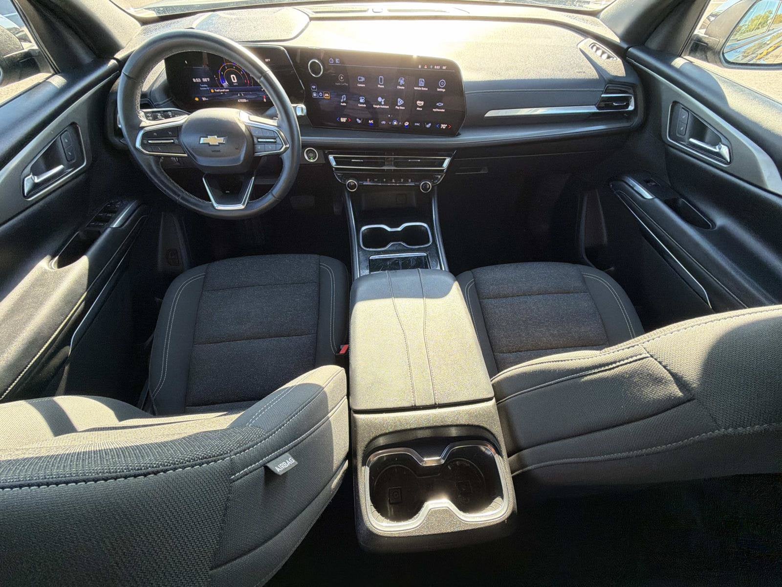 2024 Chevrolet Traverse LS