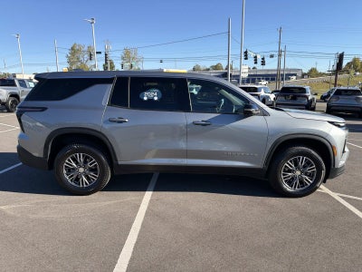 2024 Chevrolet Traverse LS