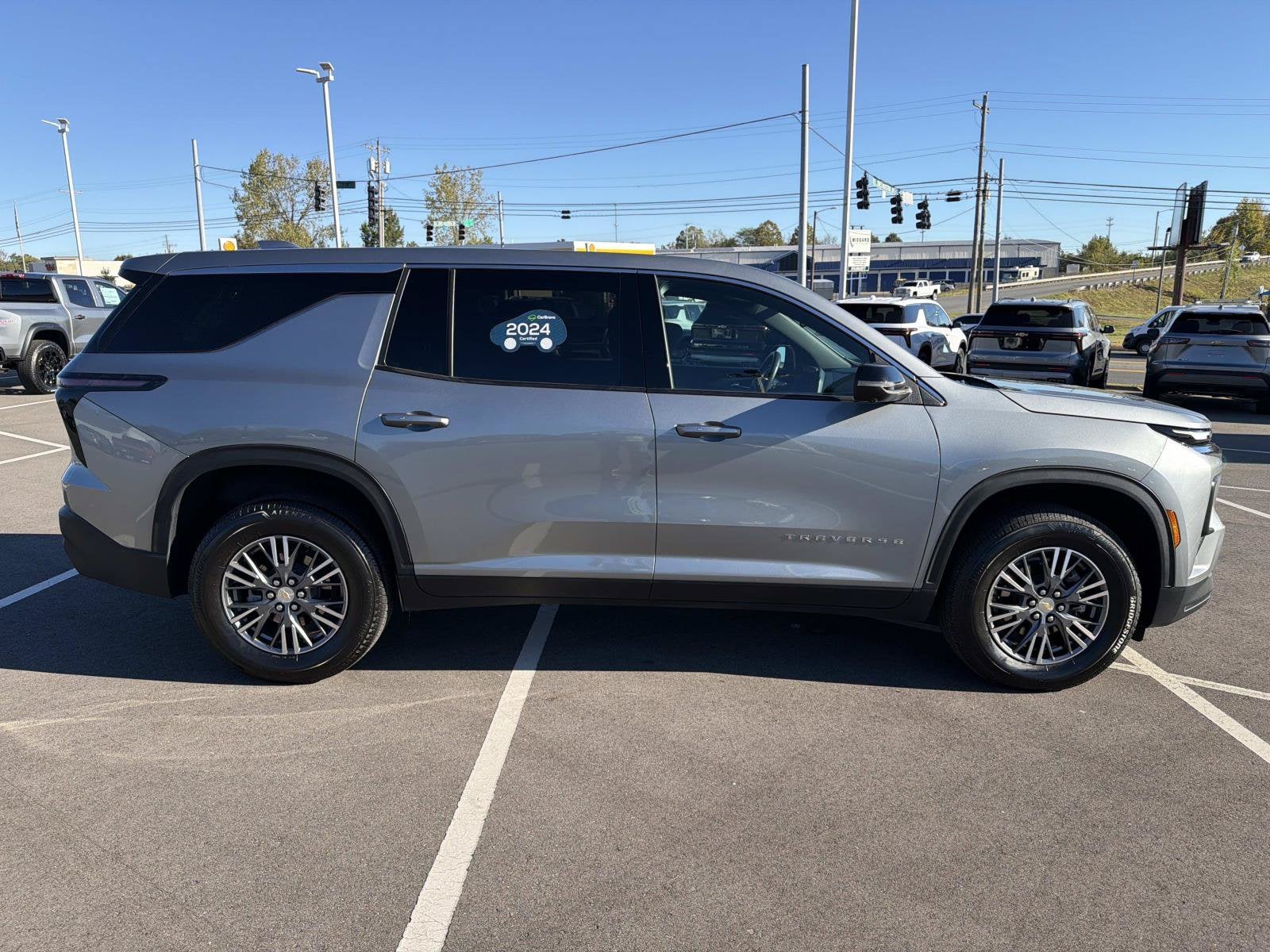 2024 Chevrolet Traverse LS