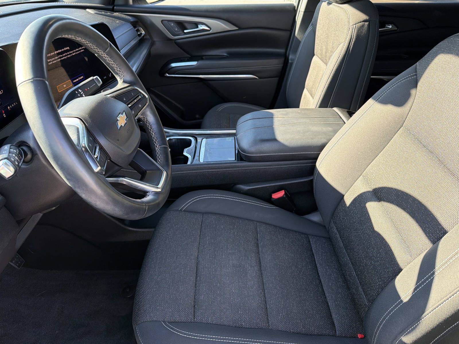 2024 Chevrolet Traverse LS