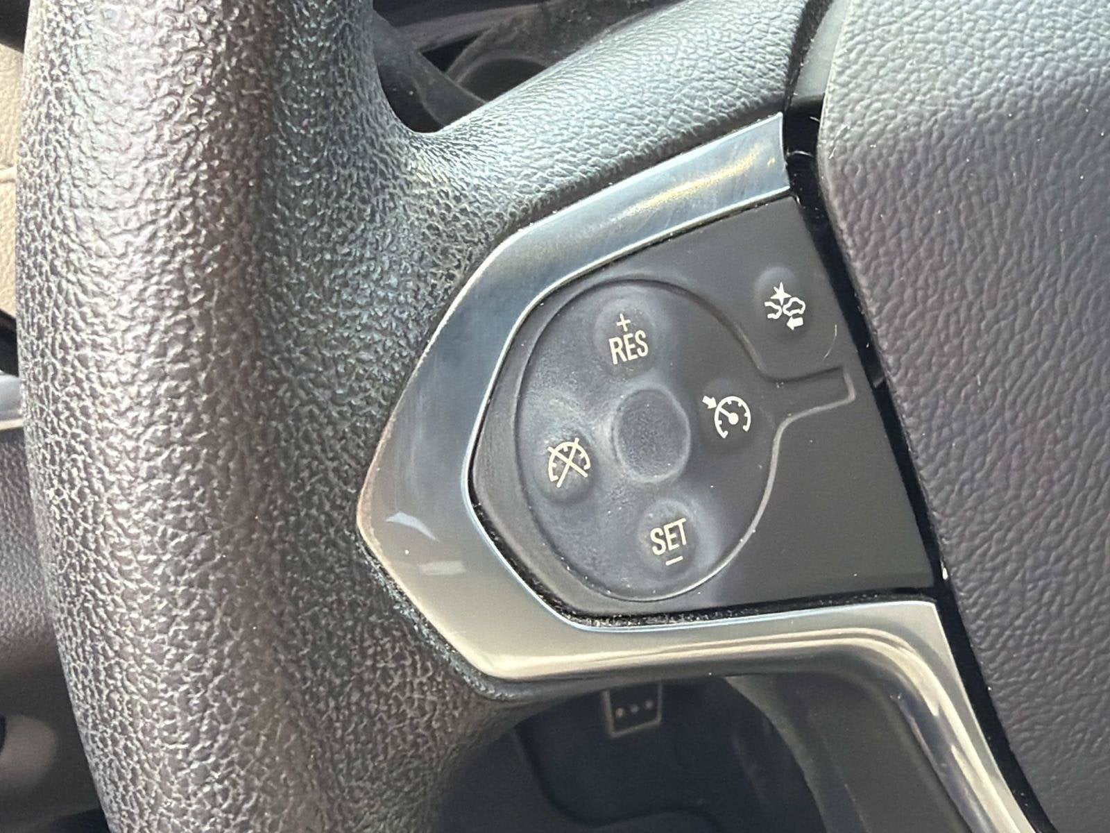 2023 Chevrolet Traverse LS - Photo 13