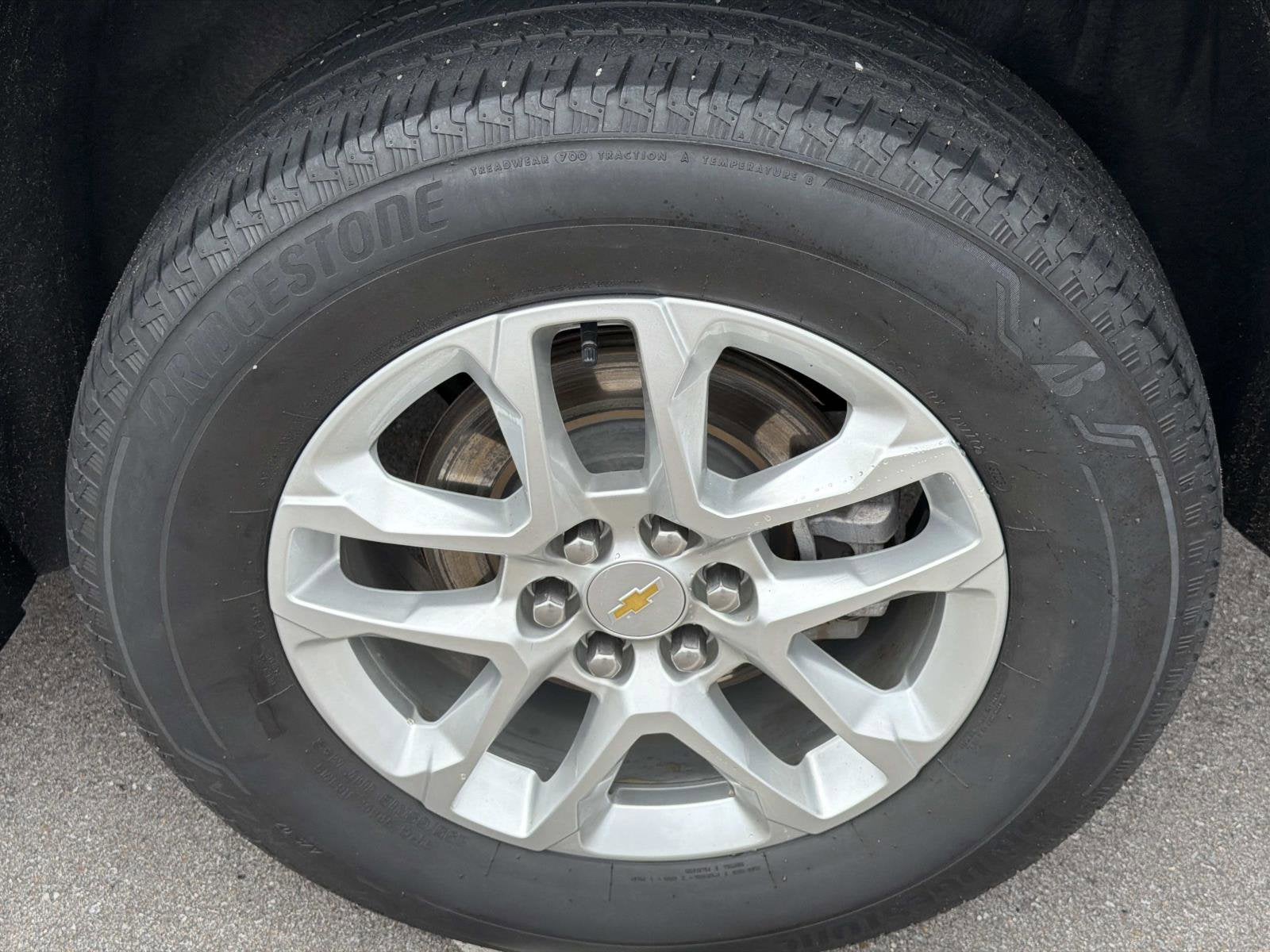 2023 Chevrolet Traverse LS