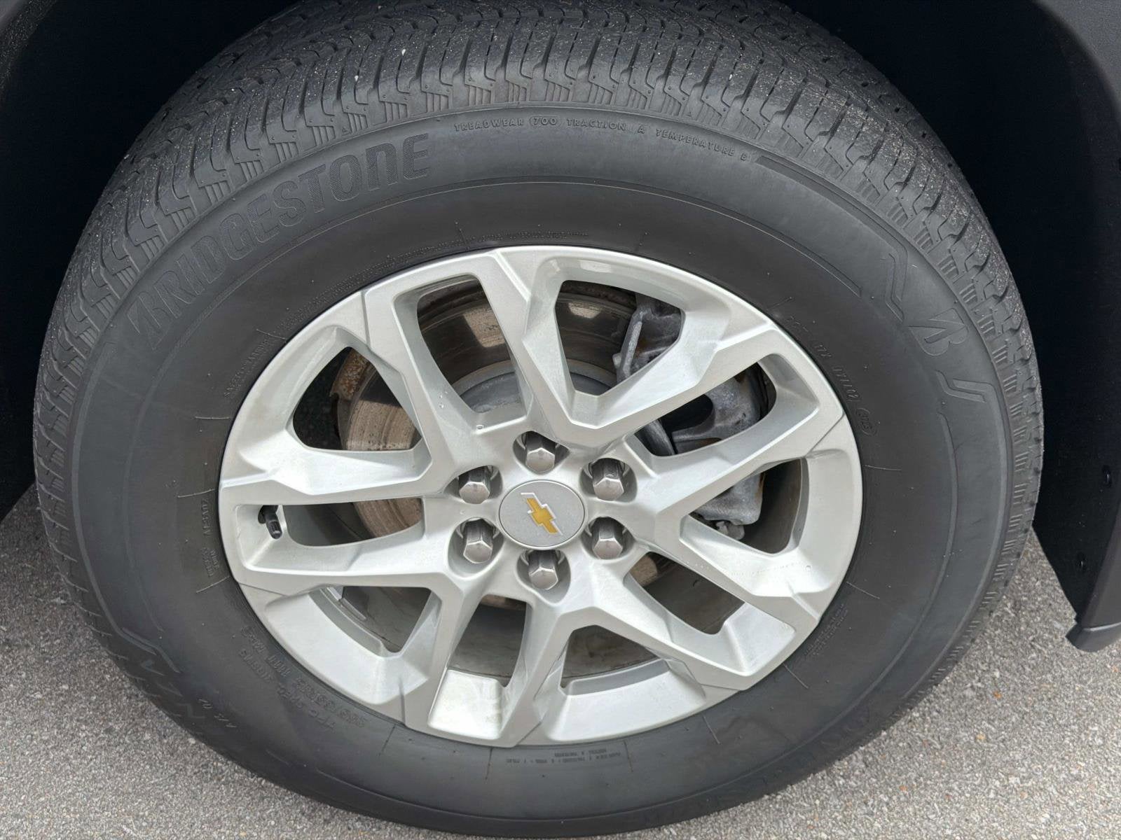 2023 Chevrolet Traverse LS