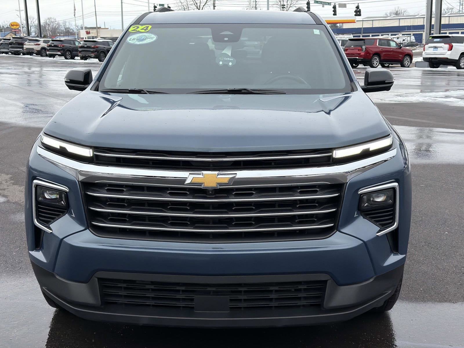 2024 Chevrolet Traverse LT