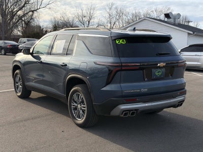 2024 Chevrolet Traverse LT