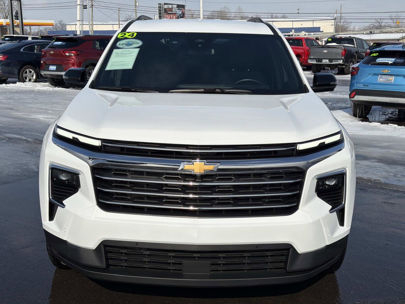 2024 Chevrolet Traverse LT