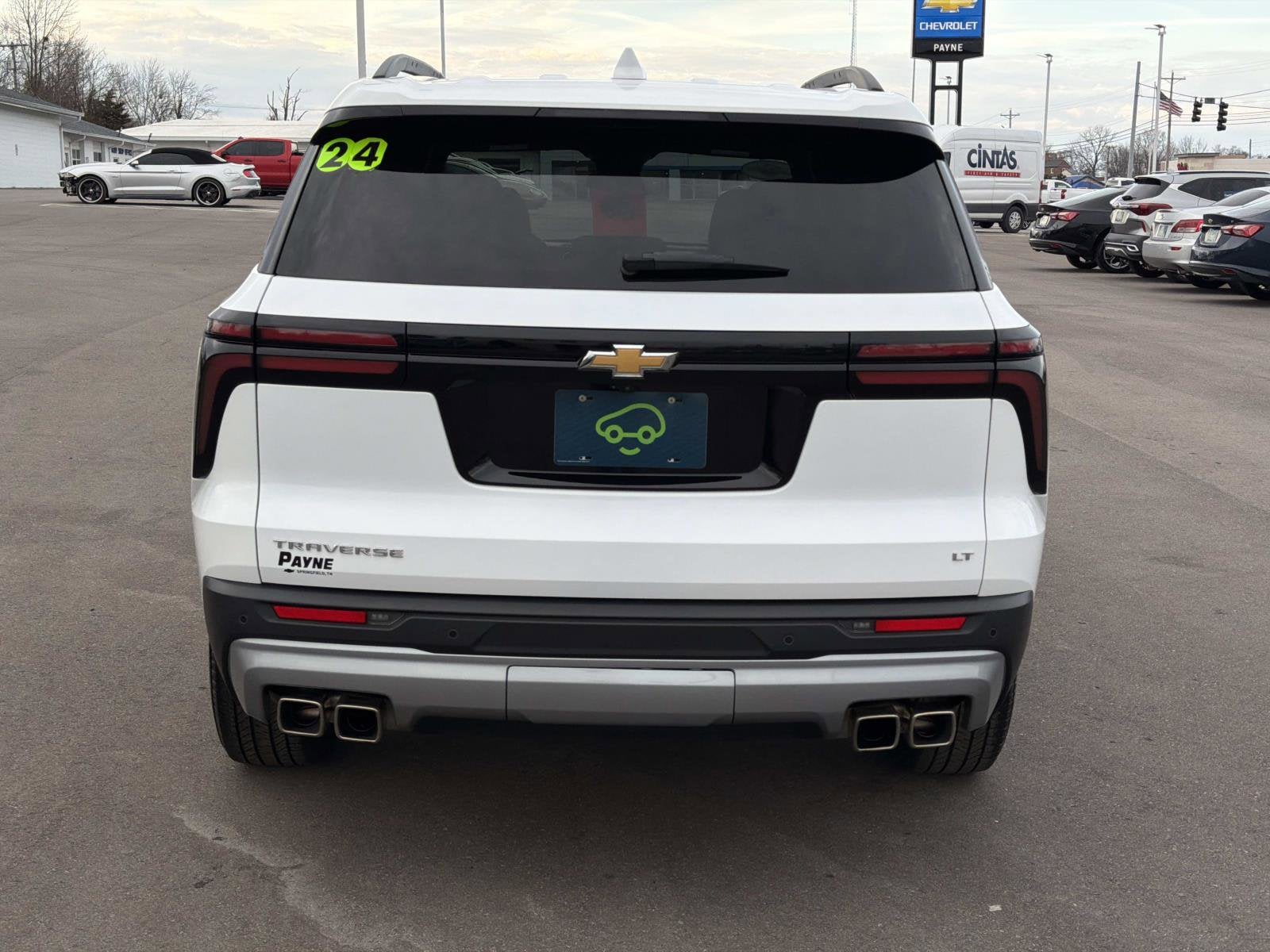 2024 Chevrolet Traverse LT