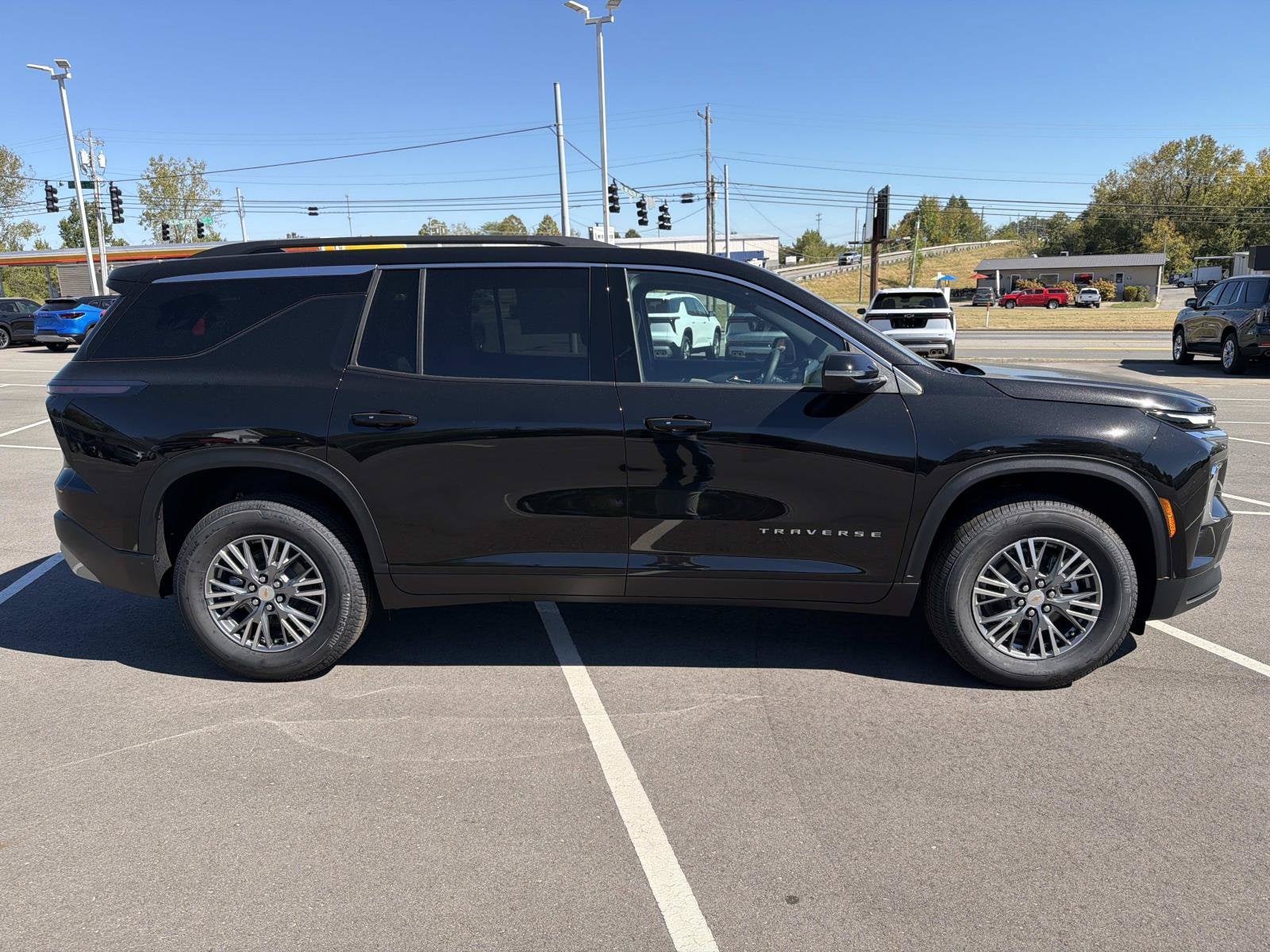 2027 Chevrolet Traverse LT