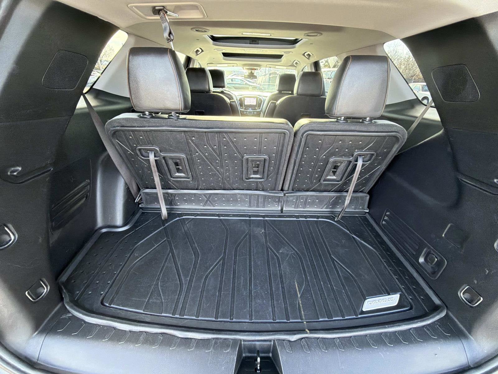 2021 Chevrolet Traverse LT Leather