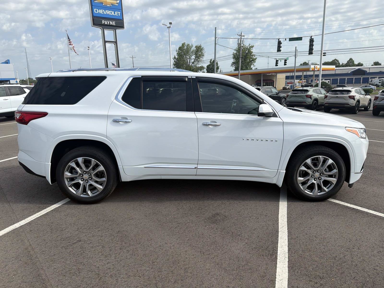 2021 Chevrolet Traverse Premier