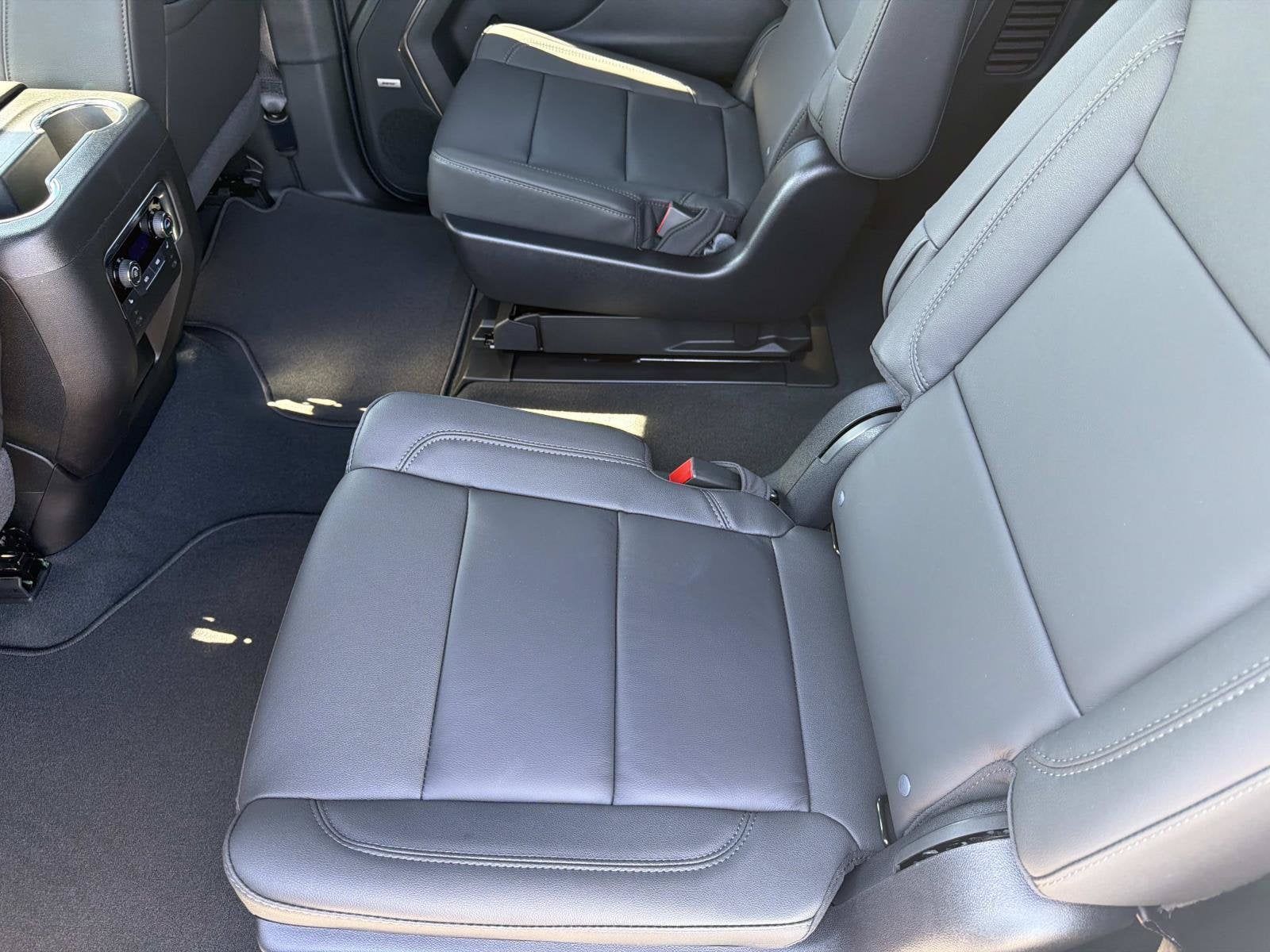 2027 Chevrolet Suburban Z71