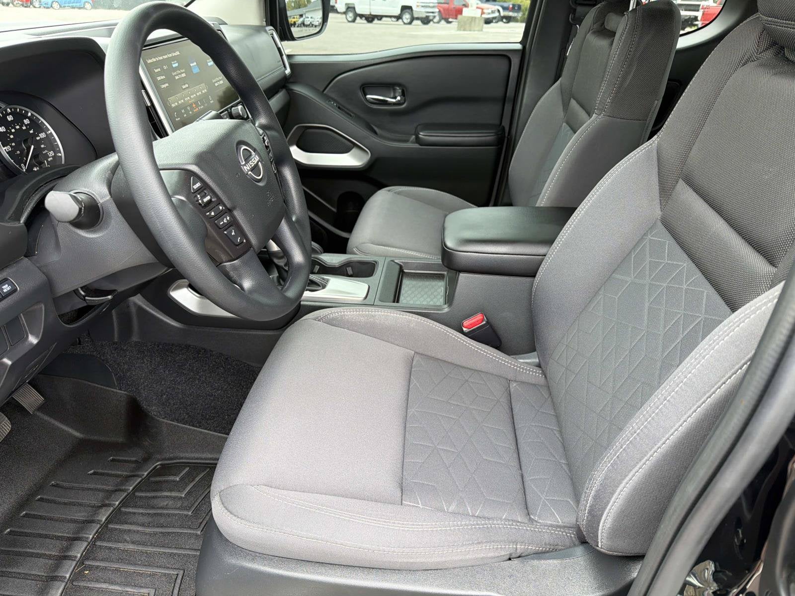2025 Nissan Frontier King Cab SV 4x2