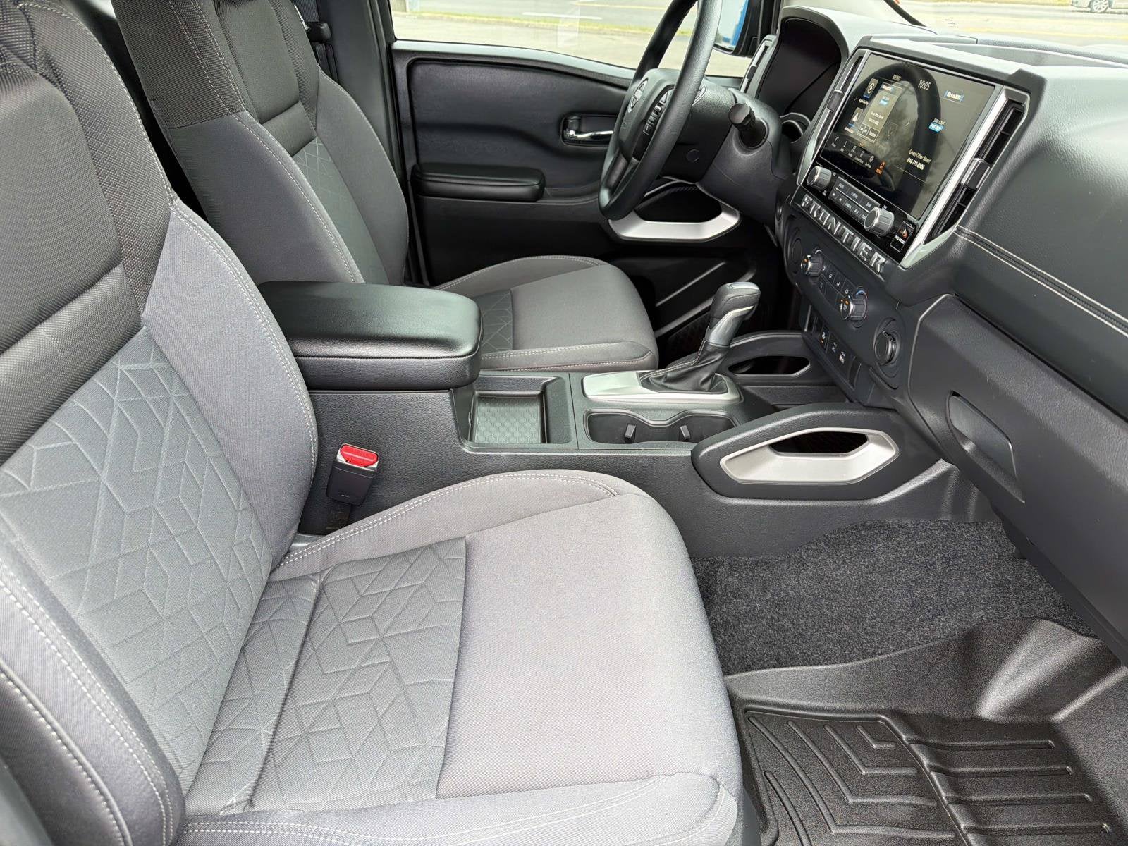 2025 Nissan Frontier King Cab SV 4x2