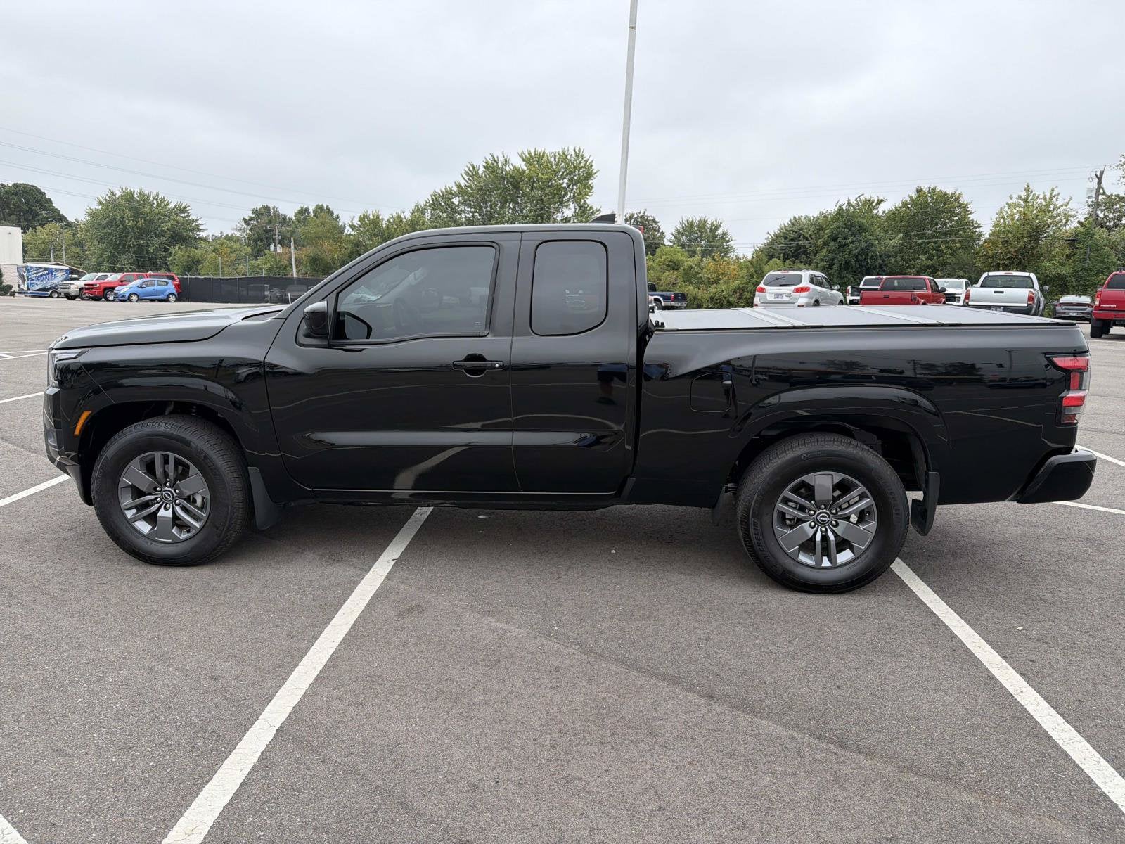 2025 Nissan Frontier King Cab SV 4x2