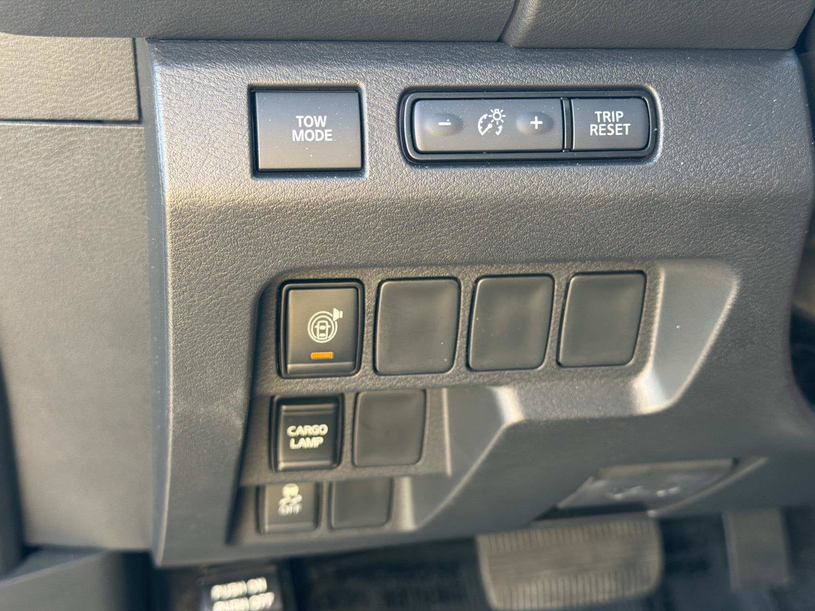 2025 Nissan Frontier Crew Cab PRO-X 4x2