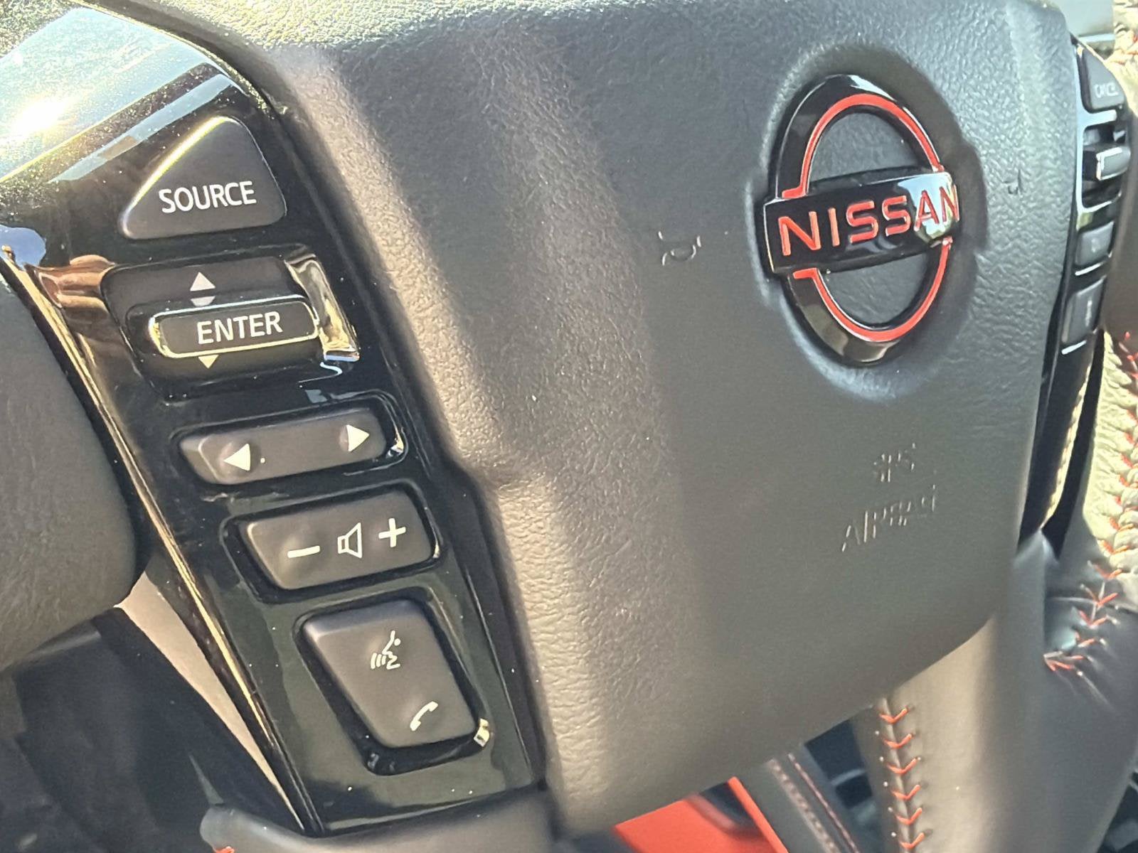 2025 Nissan Frontier Crew Cab PRO-X 4x2