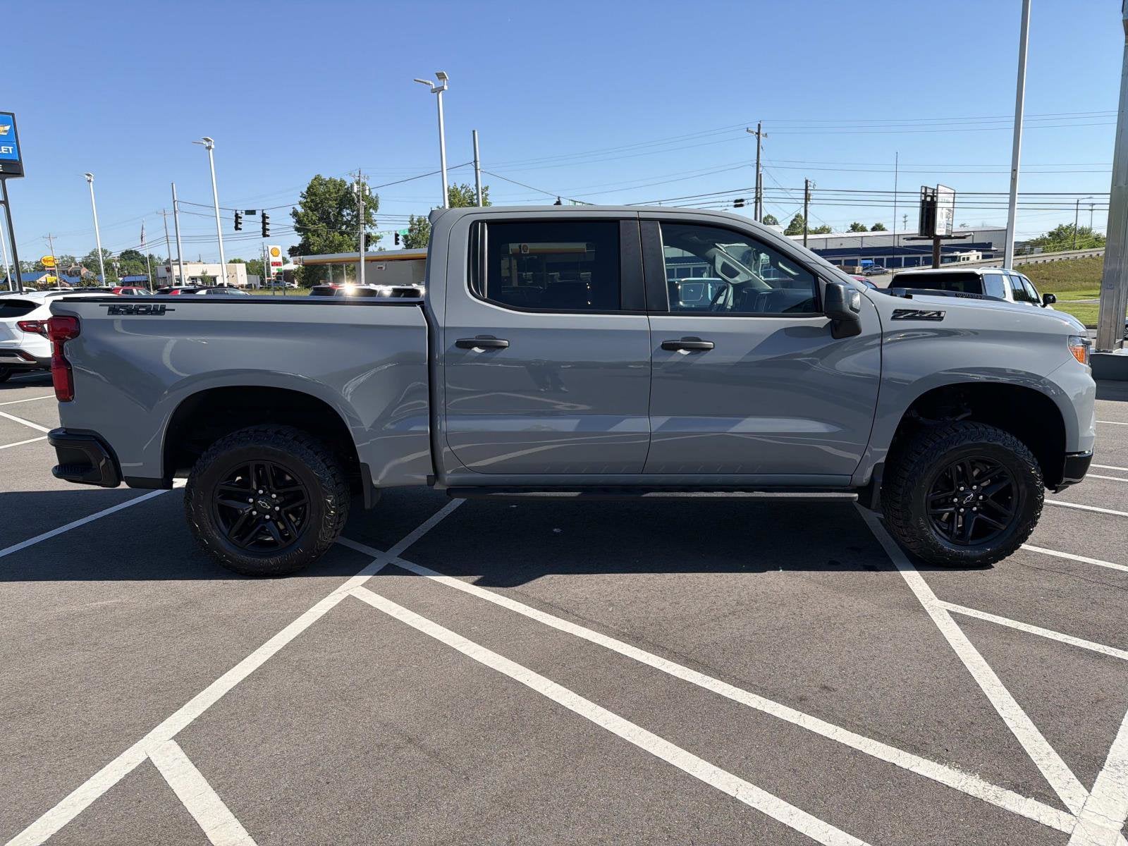 2024 Chevrolet Silverado 1500 Custom Trail Boss