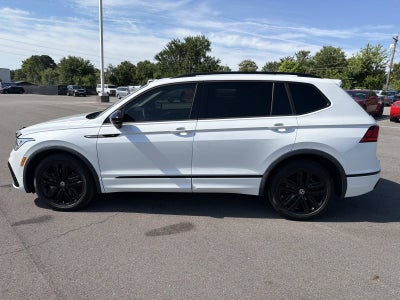 2022 Volkswagen Tiguan 2.0T SE R-Line Black