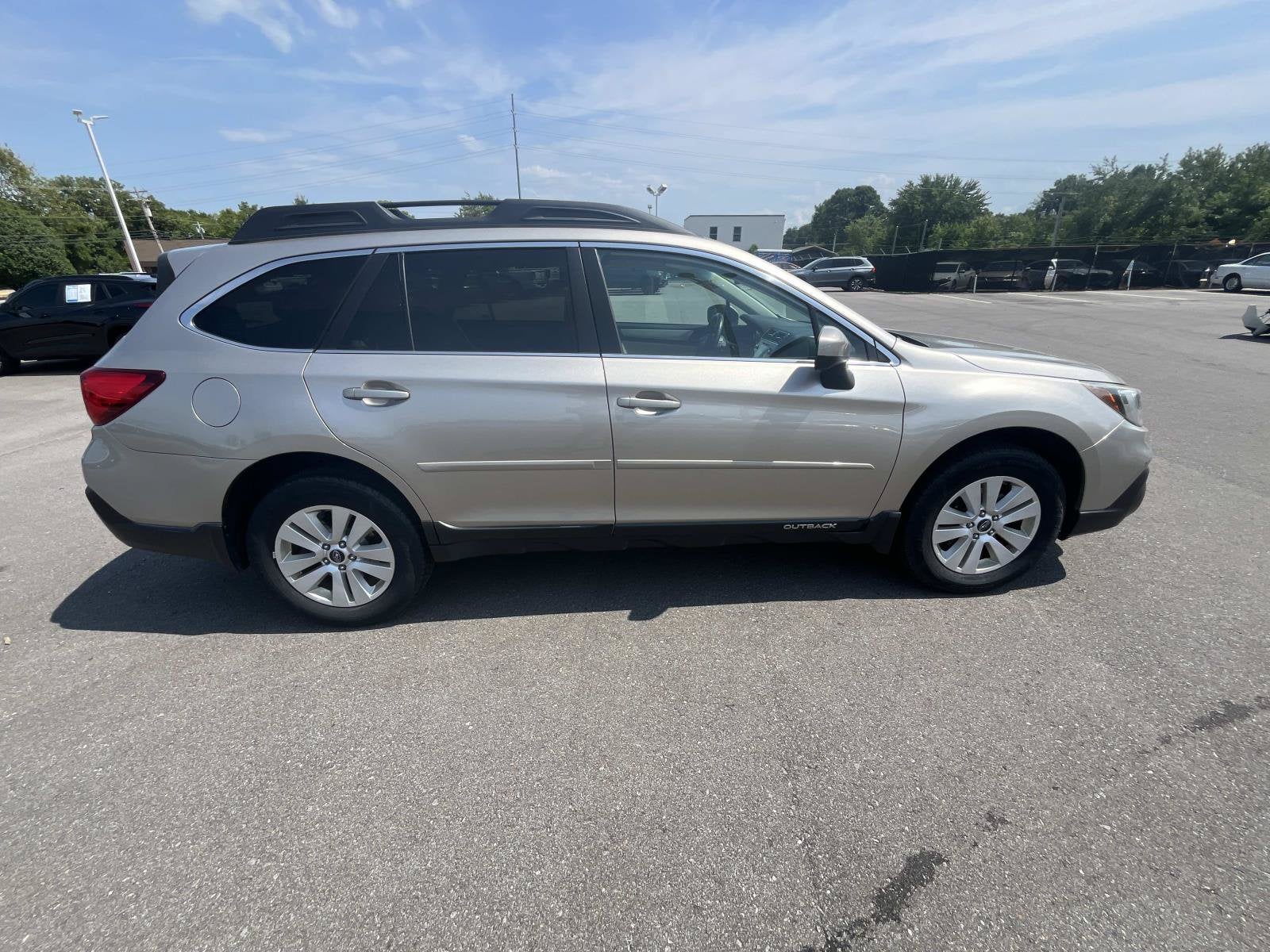 2018 Subaru Outback 2.5i Premium