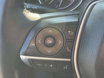 2022 Toyota Camry Hybrid XLE