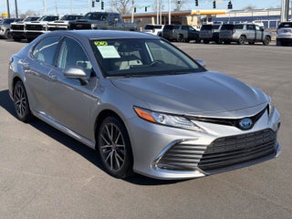 2022 Toyota Camry Hybrid XLE