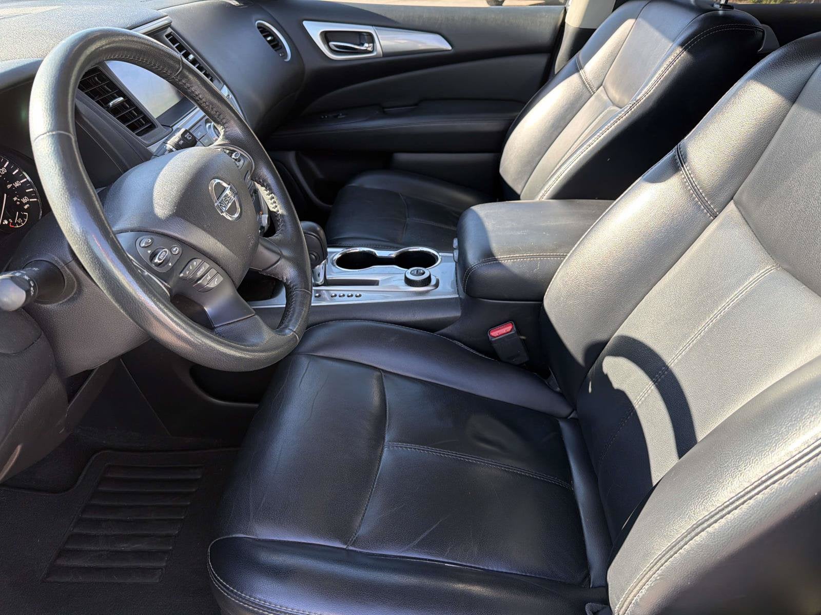 2018 Nissan Pathfinder SL