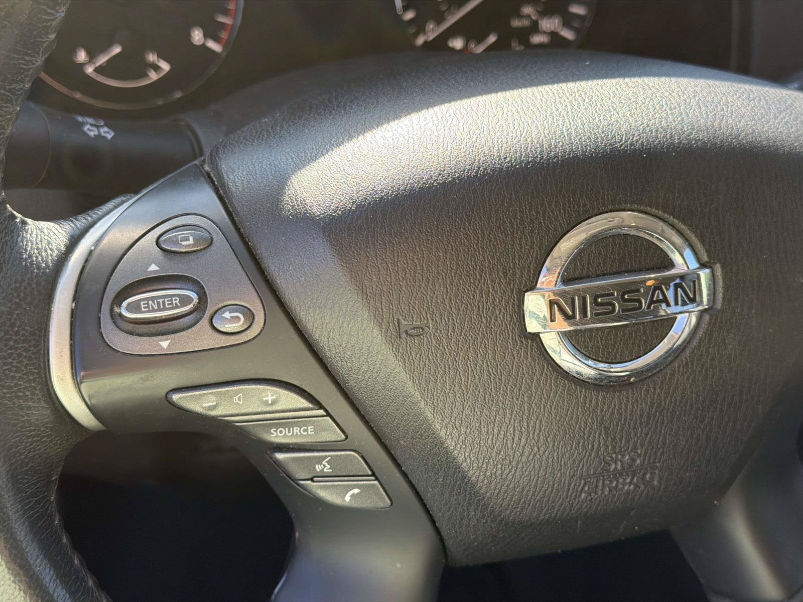 2018 Nissan Pathfinder SL