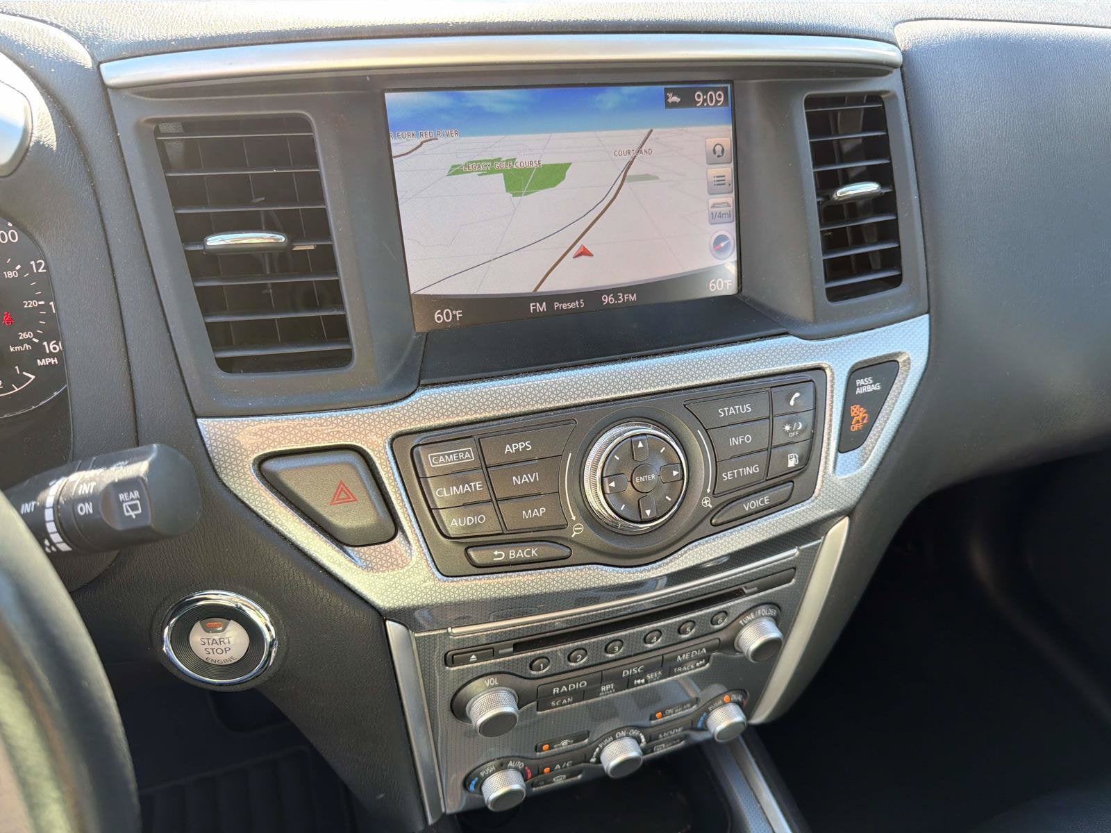 2018 Nissan Pathfinder SL