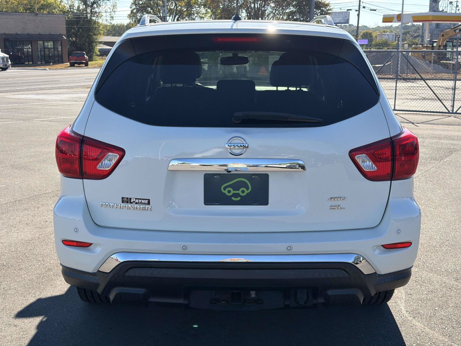 2018 Nissan Pathfinder SL