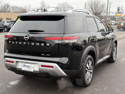 2023 Nissan Pathfinder SL 4WD