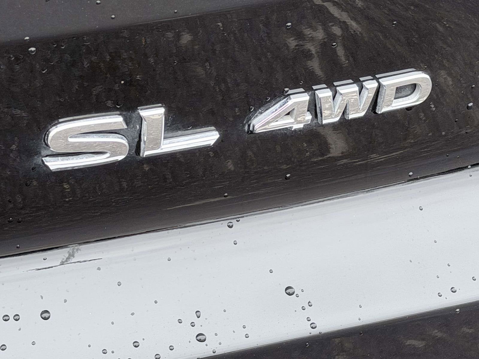 2023 Nissan Pathfinder SL 4WD