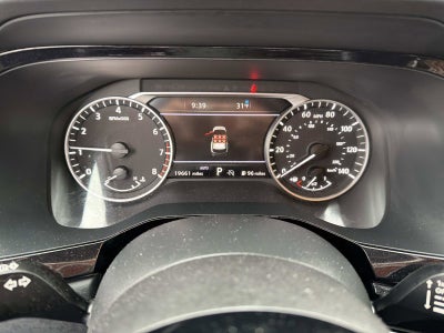 2023 Nissan Pathfinder SL 4WD