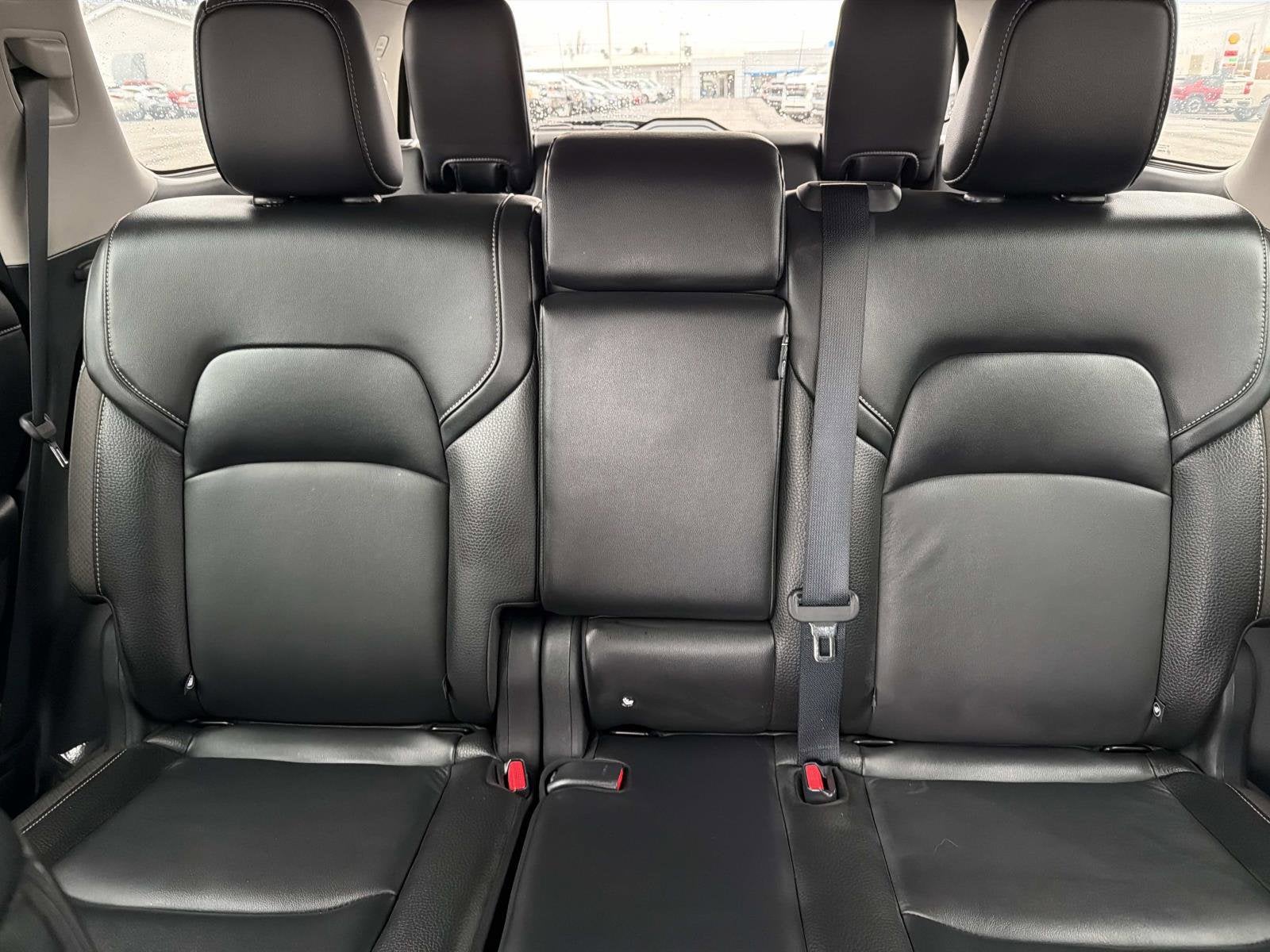 2023 Nissan Pathfinder SL 4WD