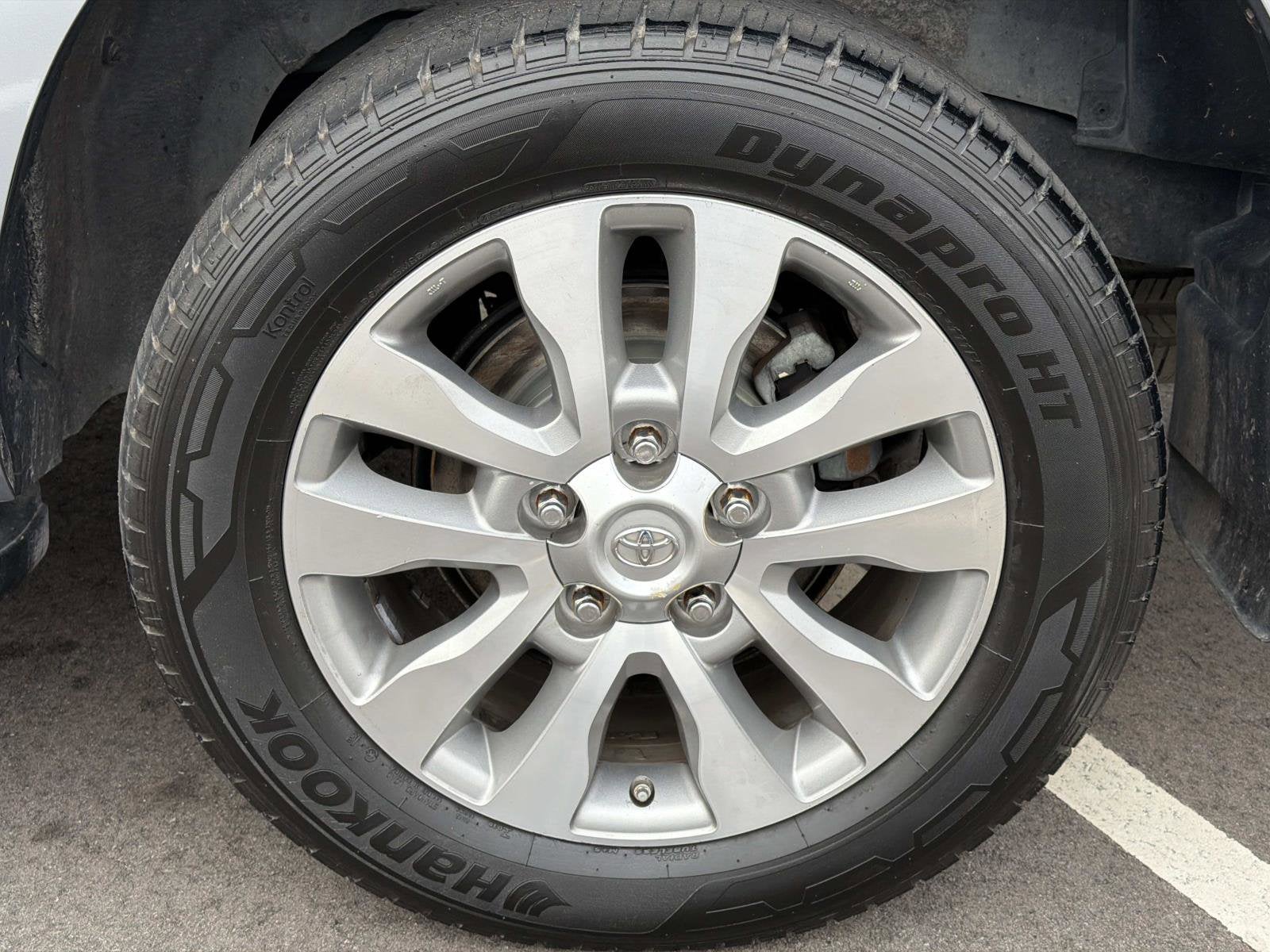 2015 Toyota Sequoia SR5