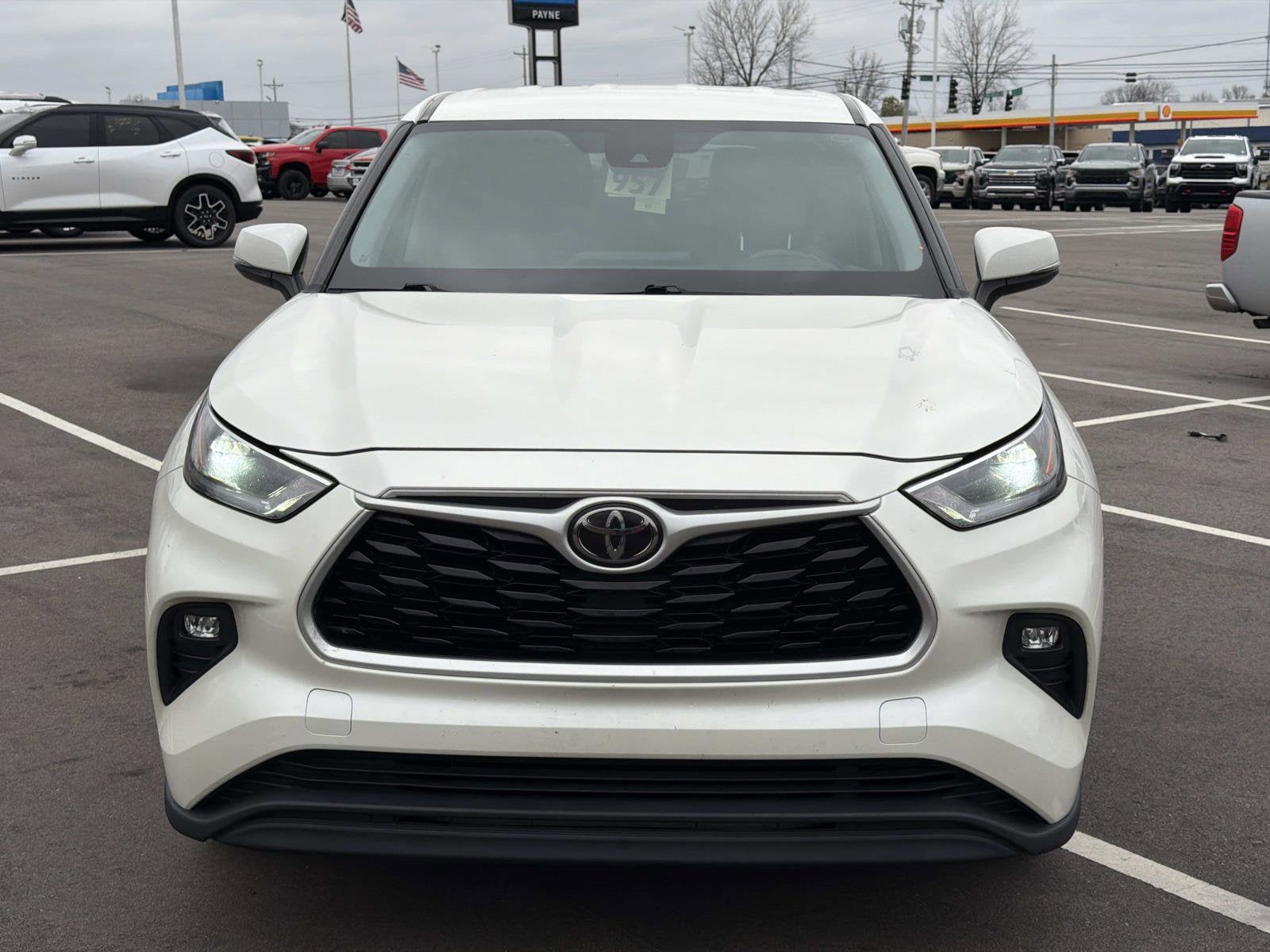 2021 Toyota Highlander LE