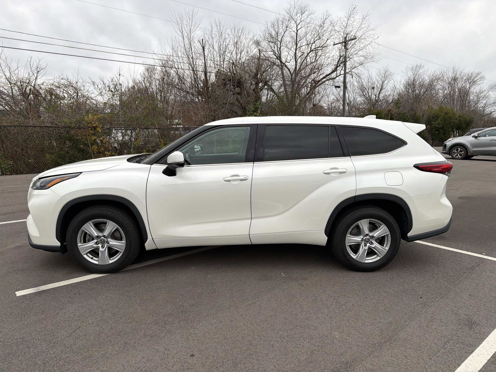 2021 Toyota Highlander LE